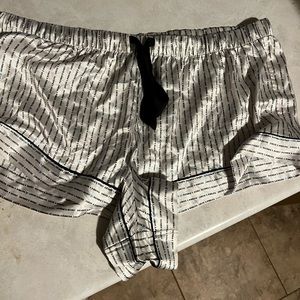 Victoria’s Secret sleep short